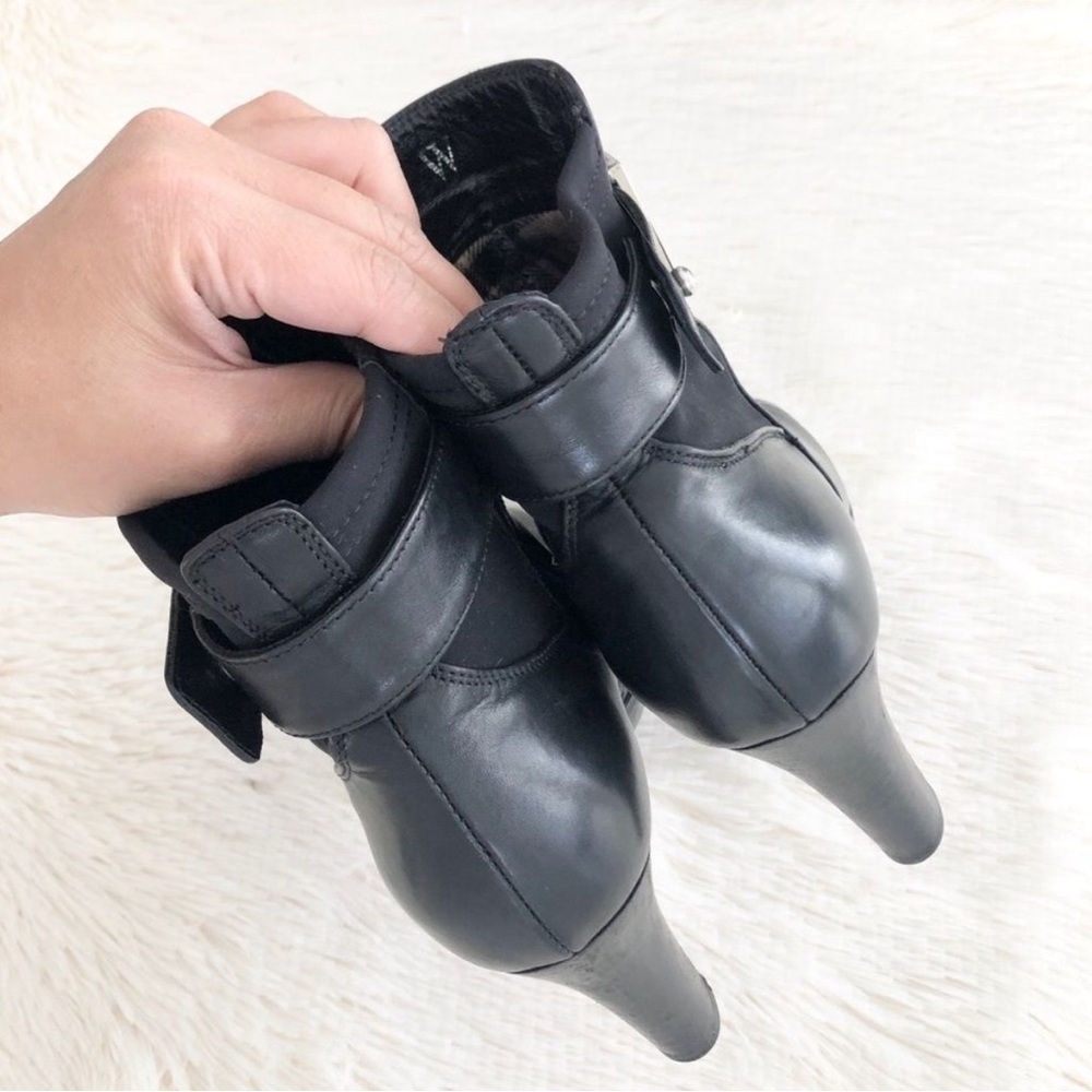 AQUATALIA Women’s Leather Suede Black Heeled Ankle Boots Bootie 6.5 - Picture 6 of 8